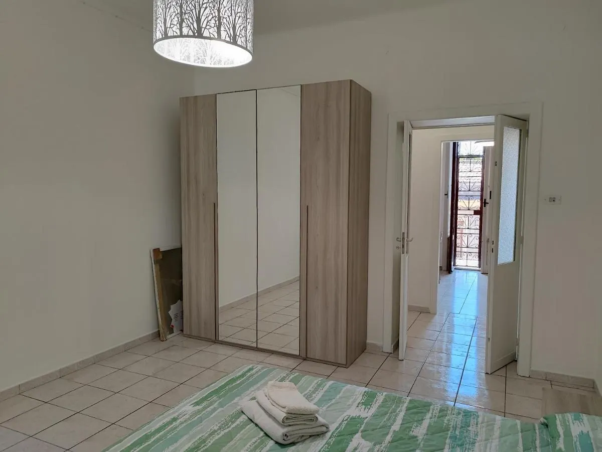Siracasa Villa Syracuse 0*,  Italy